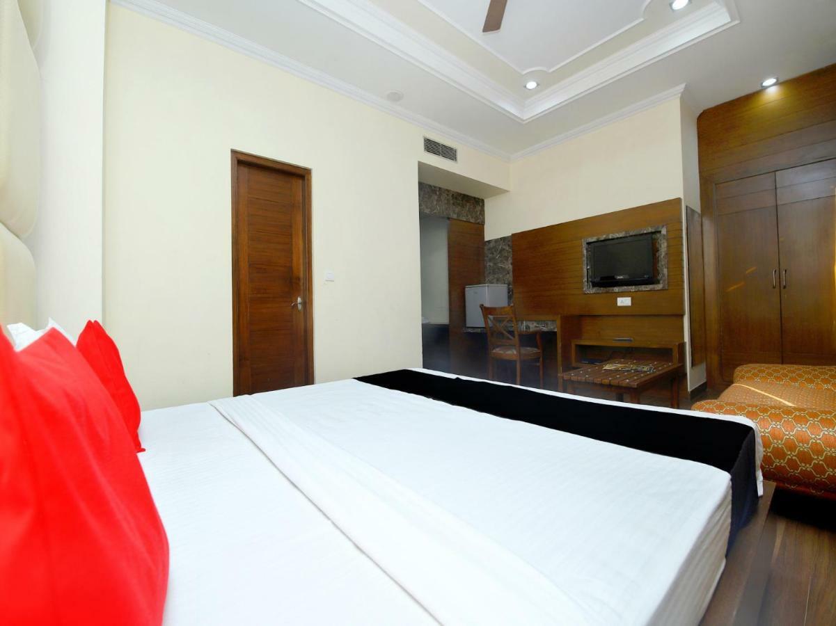 Hotel Sanjog International Amritsar Zewnętrze zdjęcie
