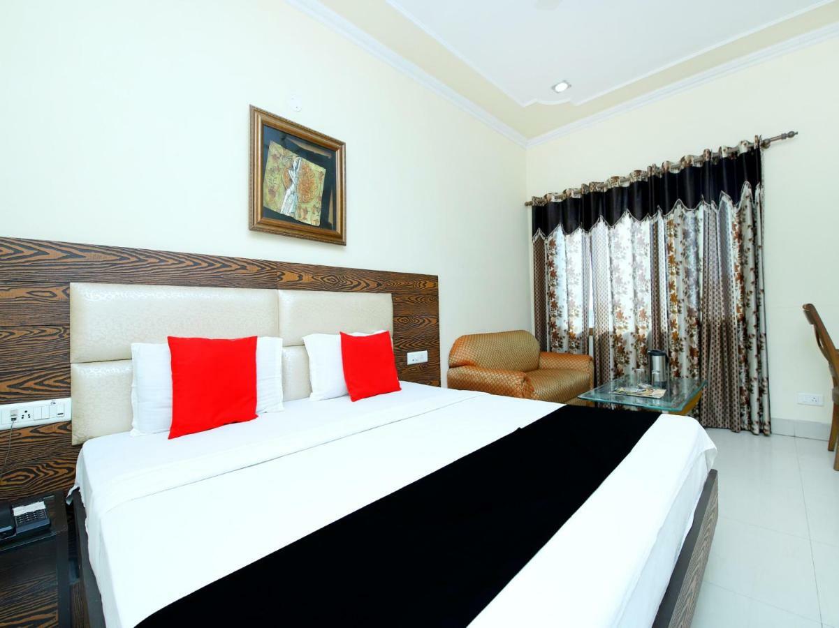 Hotel Sanjog International Amritsar Zewnętrze zdjęcie